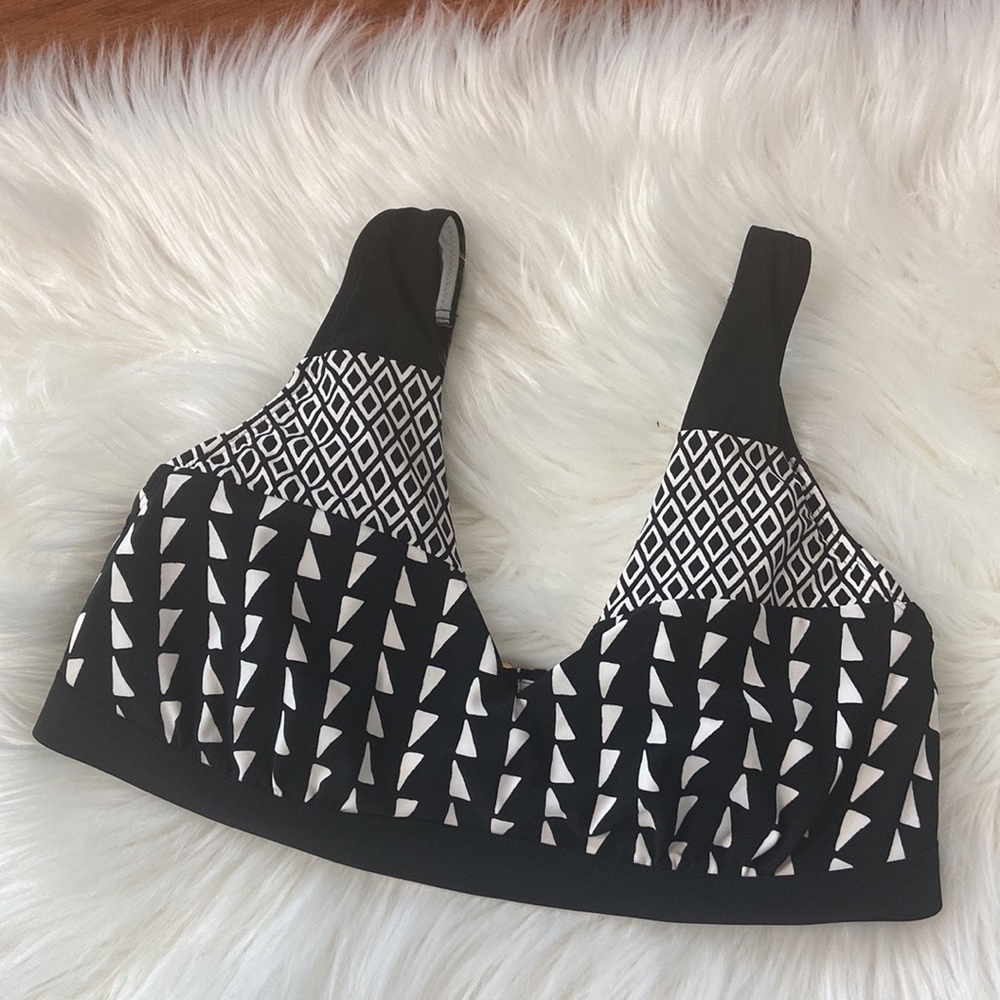 Lands End Swim Bikini Top Bra Underwire Geometric Black White Sz 6 D